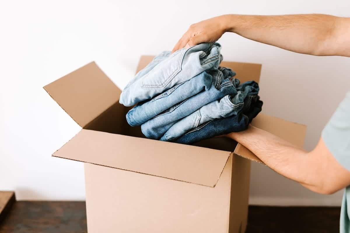 How to Pack Clothes & Shoes for Moving